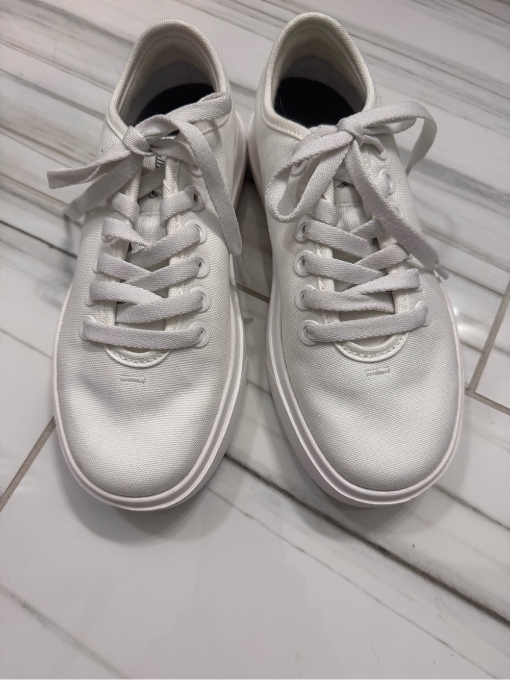 Allbirds Women's White Canvas Low-Top Sneakers NEW